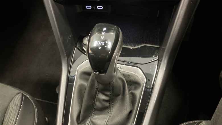 Volkswagen T-Roc 2.0 TSI 4MOTION Style 5dr DSG Petrol Hatchback